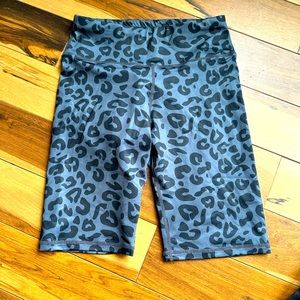 FEMME ROYALE Leopard Love Bikers